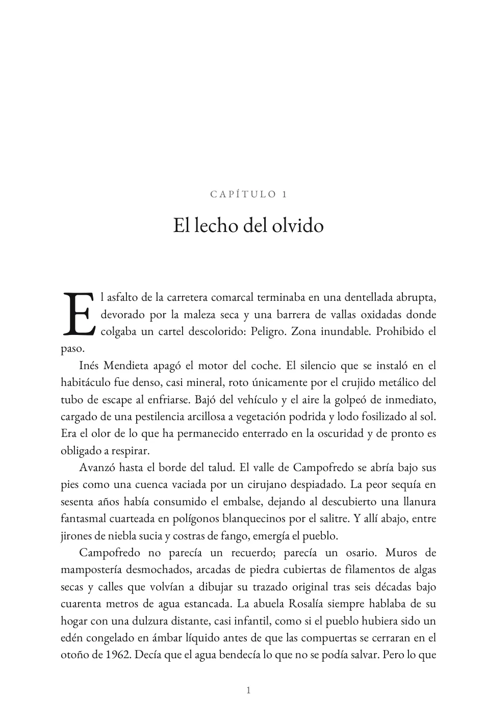 La primera página del capítulo 1, maquetada con letra capitular y el título del capítulo centrado